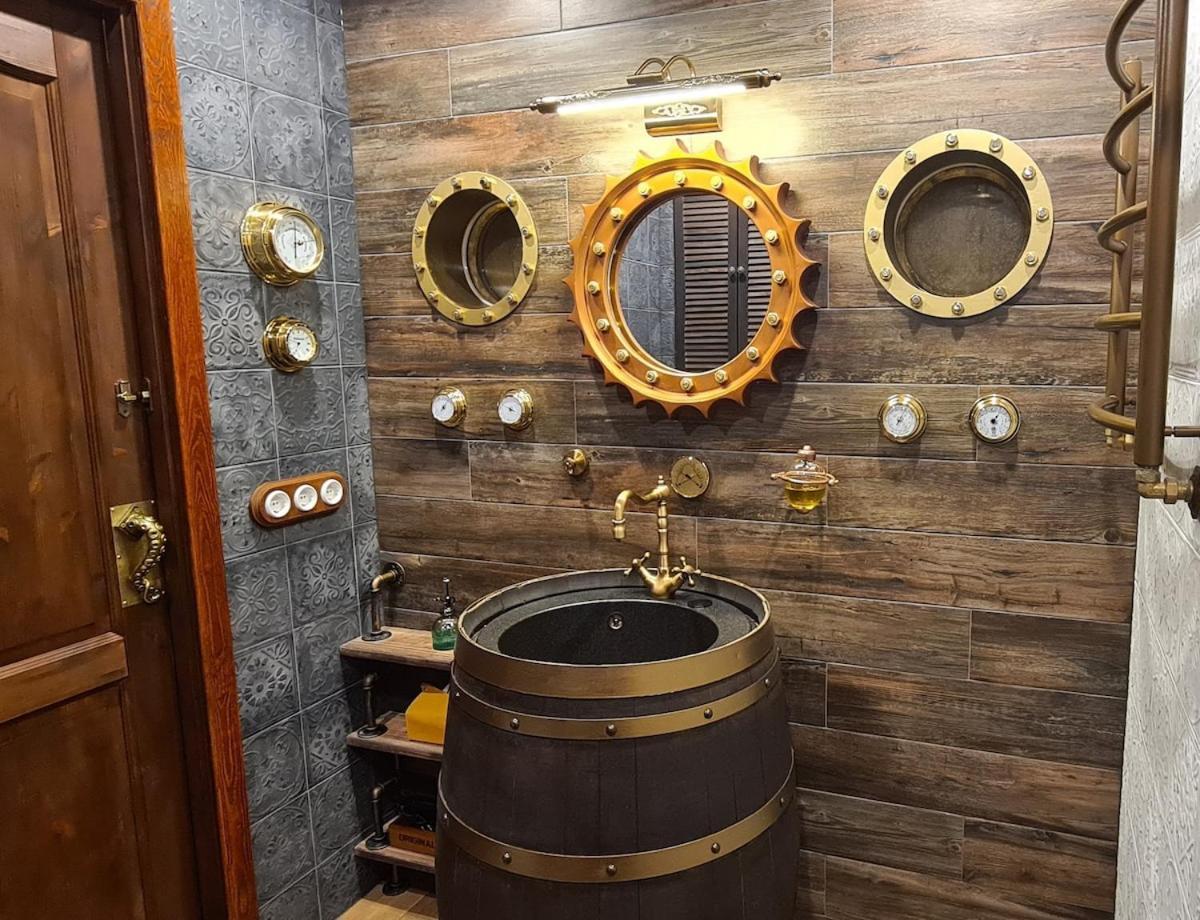 - Steampunk Lägenhet *